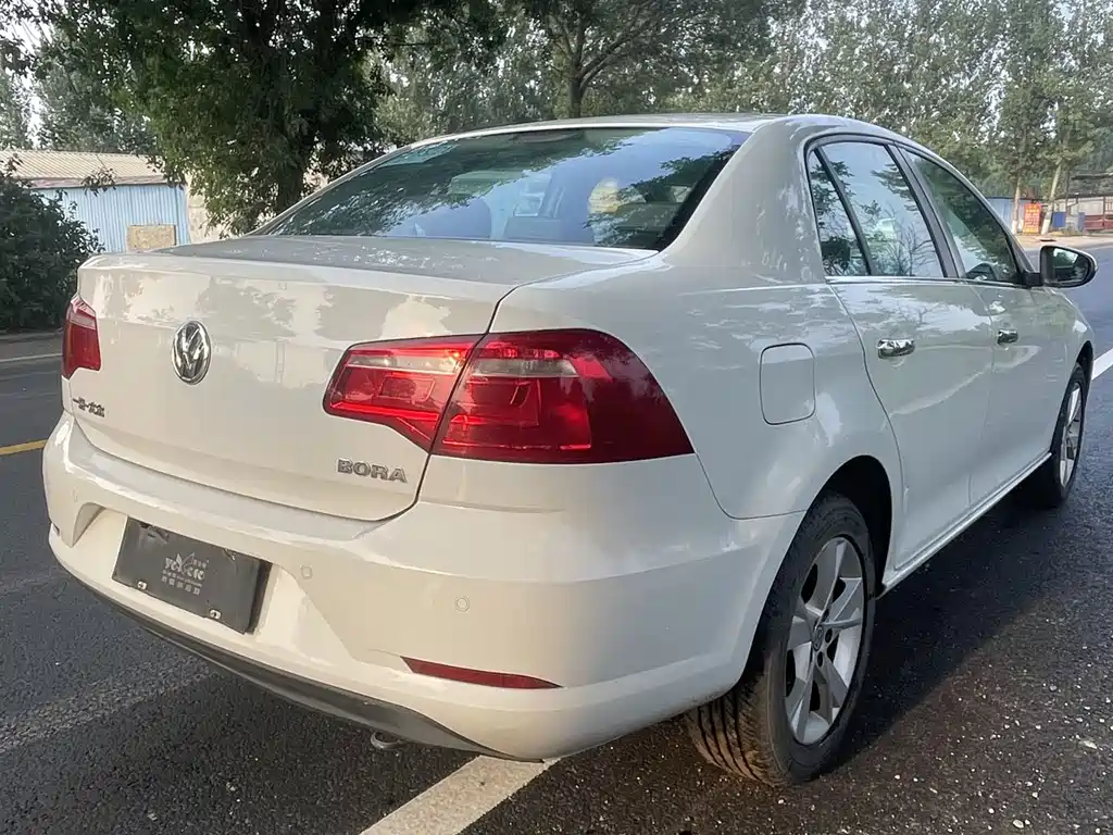 Volkswagen Bora 2015