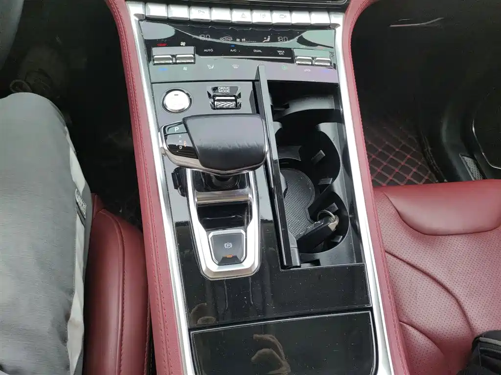 Changan CS85 COUPE 2019 — фото 14