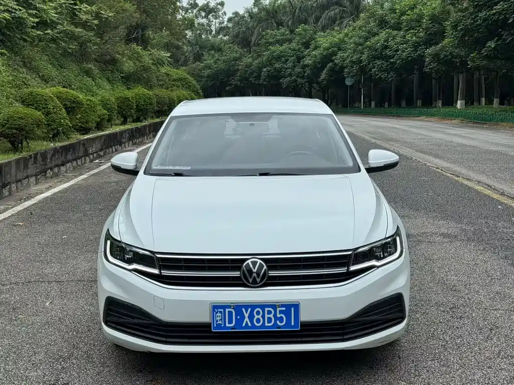 Volkswagen Bora 2021