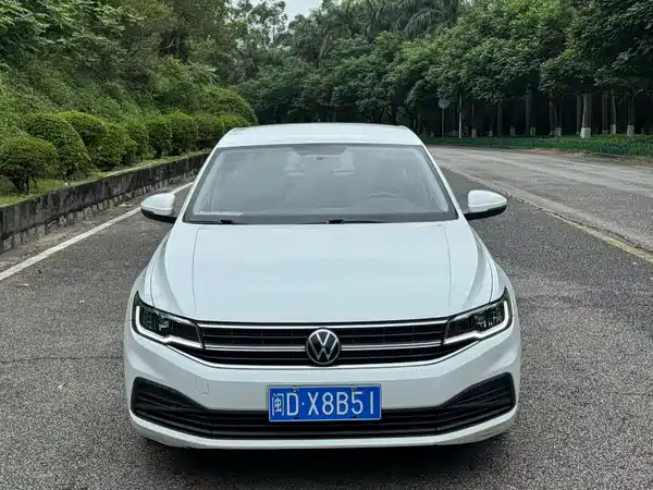 Volkswagen Bora 2021