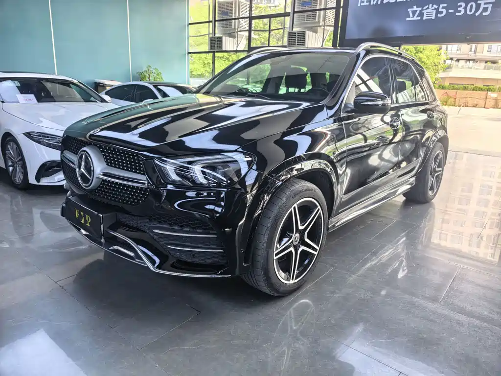 Mercedes-Benz GLE 2021 — фото 1