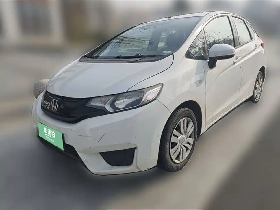 Honda Fit 2016 — фото 25