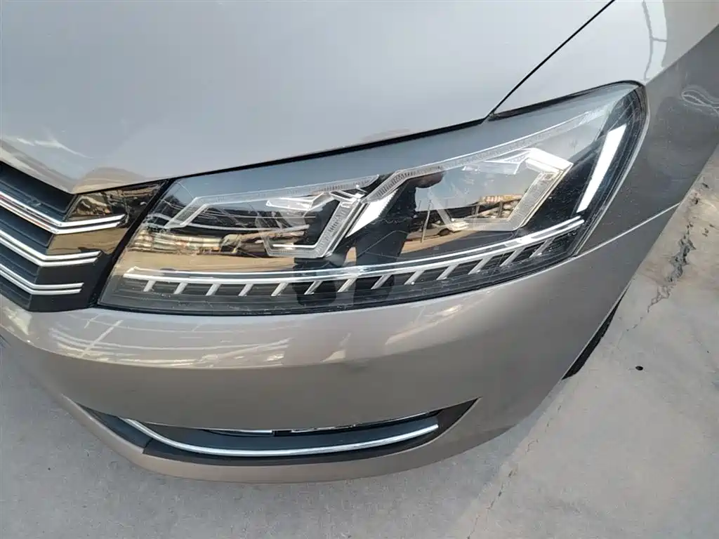 Volkswagen Passat 2015 — фото 24