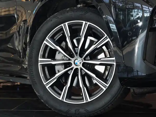 BMW X5 2021