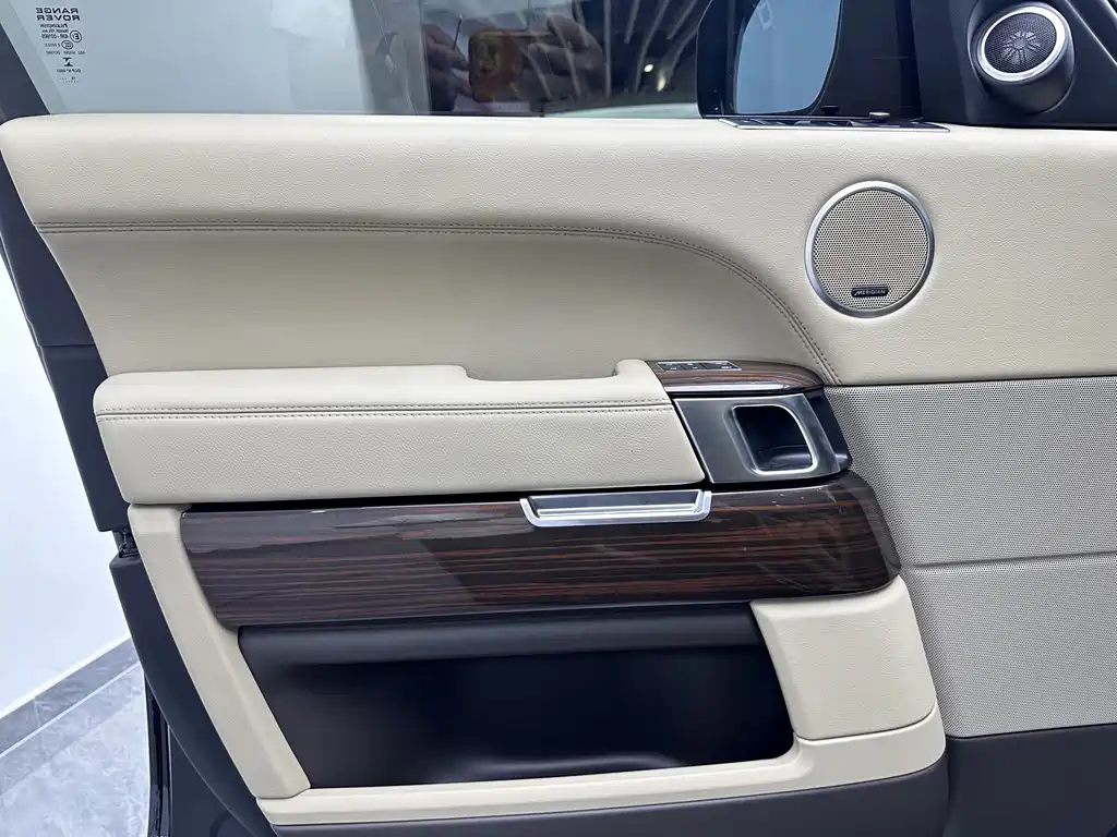 Land Rover Range Rover 2016 — фото 16