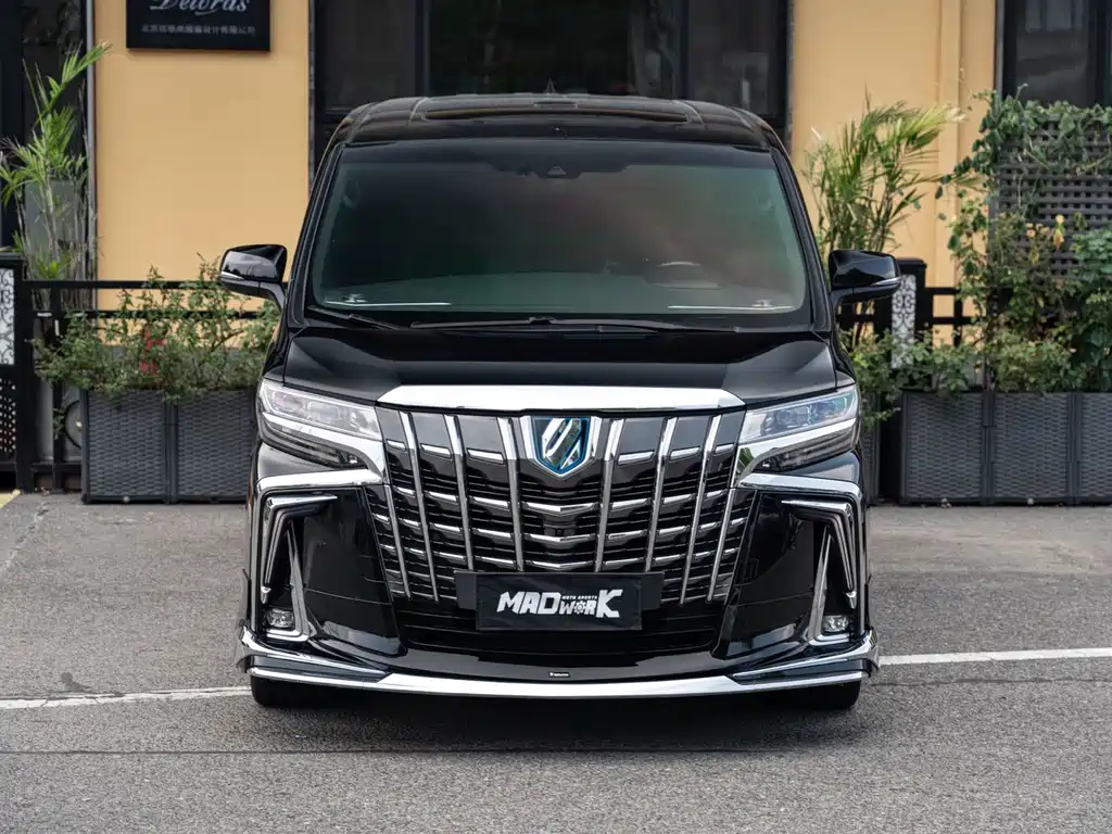 Toyota Alphard 2021 — фото 2