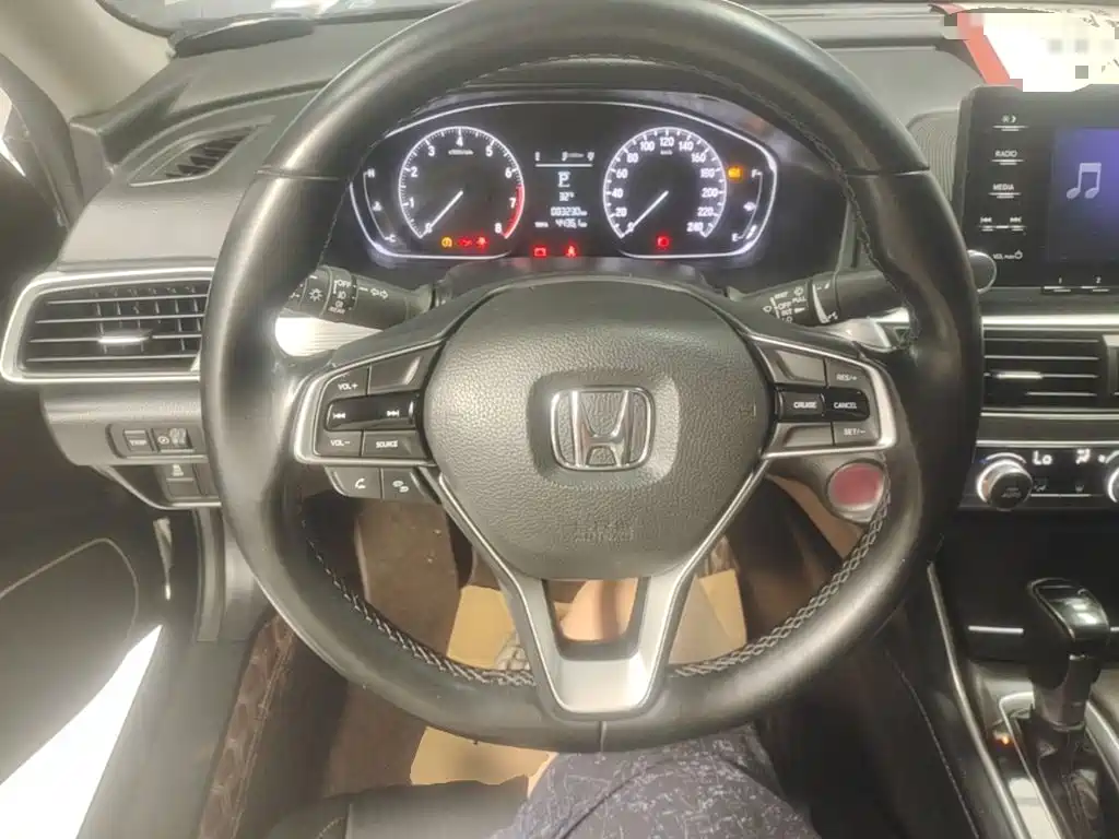Honda Accord 2021 — фото 11