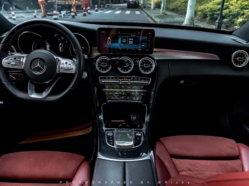 Mercedes-Benz C-Class 2019