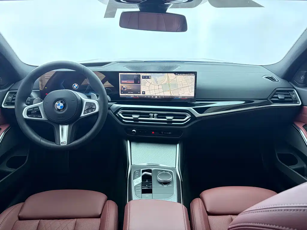 BMW 3 Series 2024 — фото 15