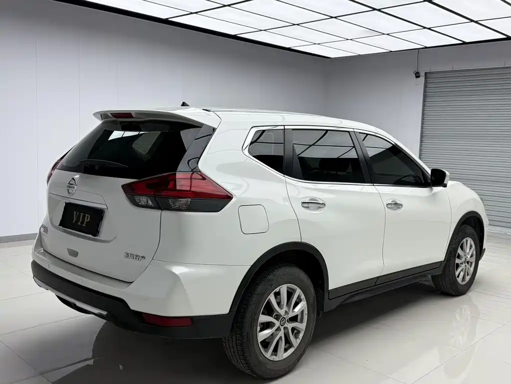 Nissan X-Trail 2023 — фото 2