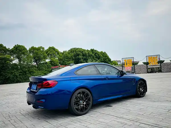 BMW M4 2019