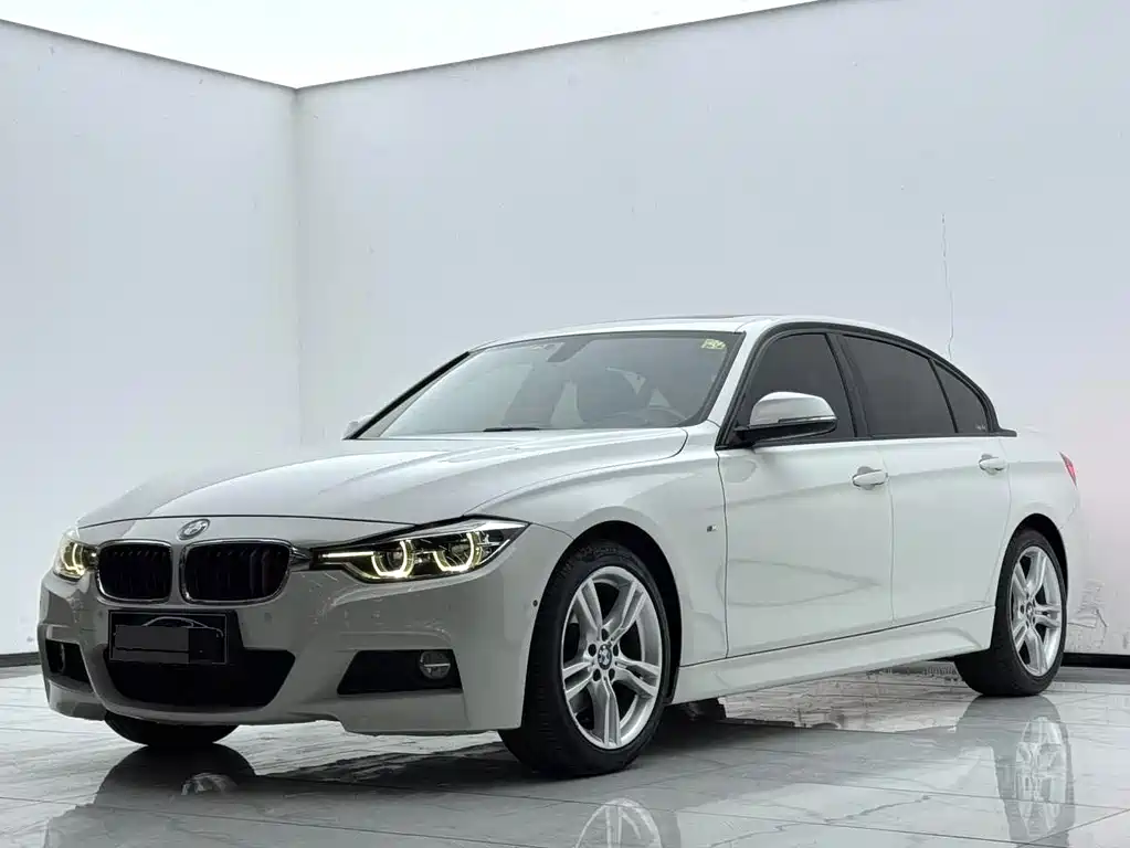 BMW 3 Series 2017 — фото 1