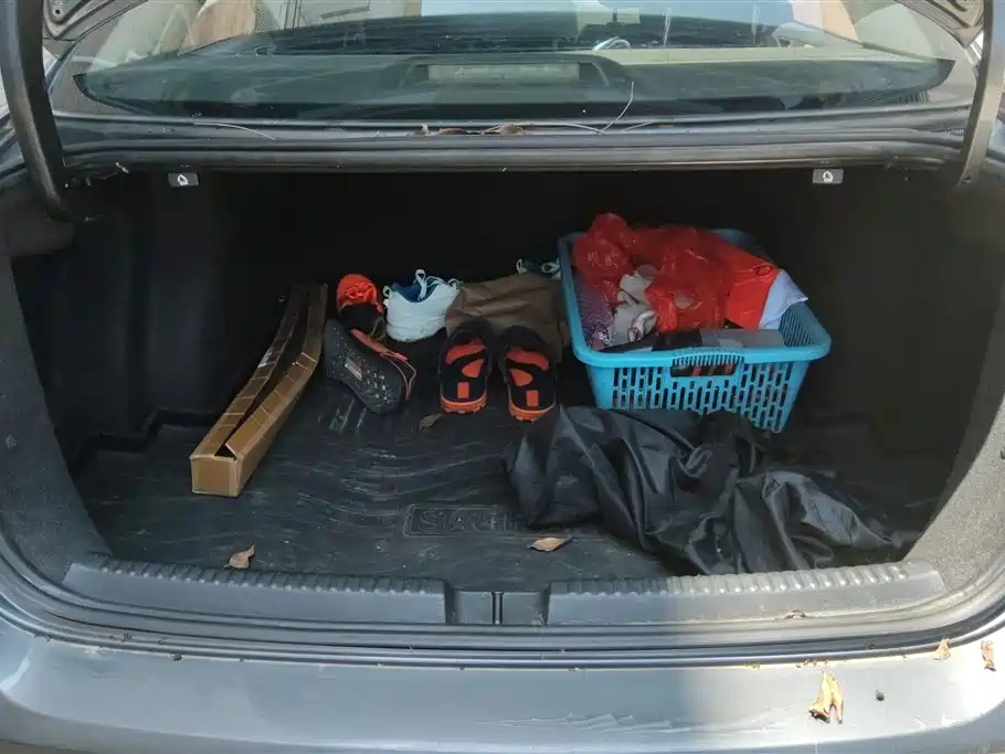 Volkswagen Sagitar 2014