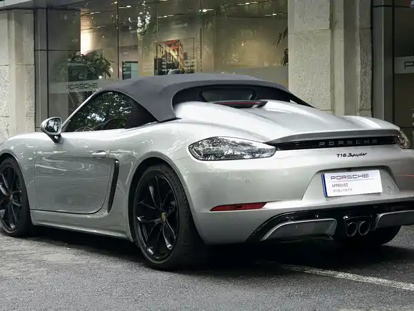 Porsche 718 2022