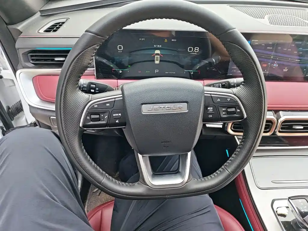 Jetour X70 PLUS 2025 — фото 11