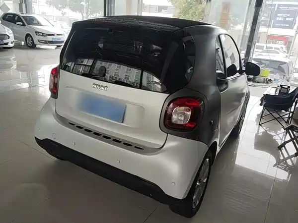 smart fortwo 2018
