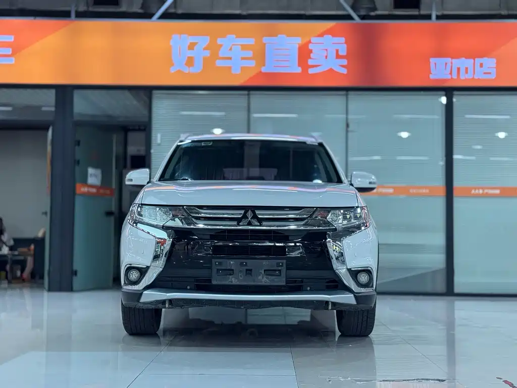 Mitsubishi Outlander 2017