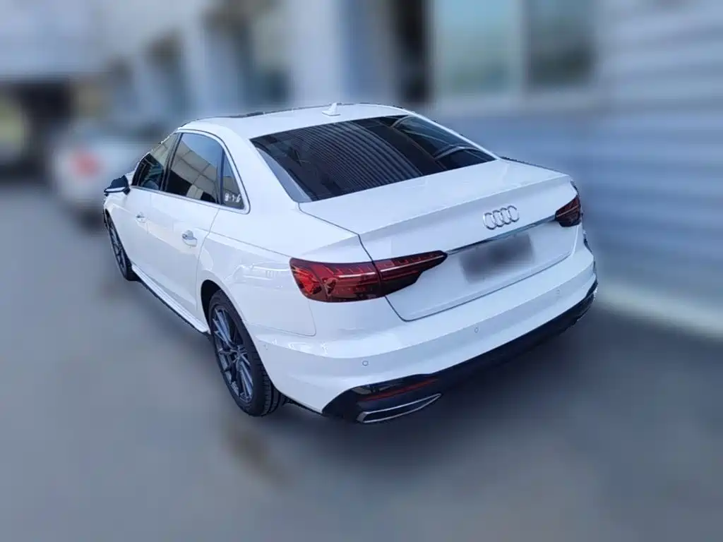 Audi A4L 2021 — фото 9