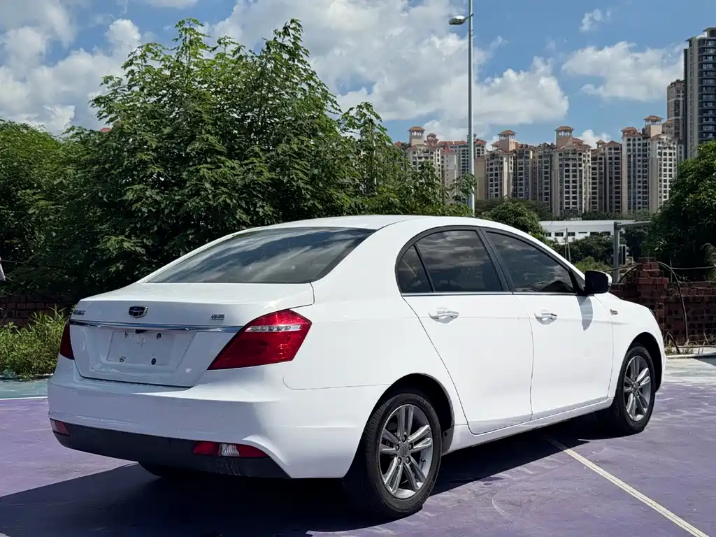 Geely Emgrand 2016