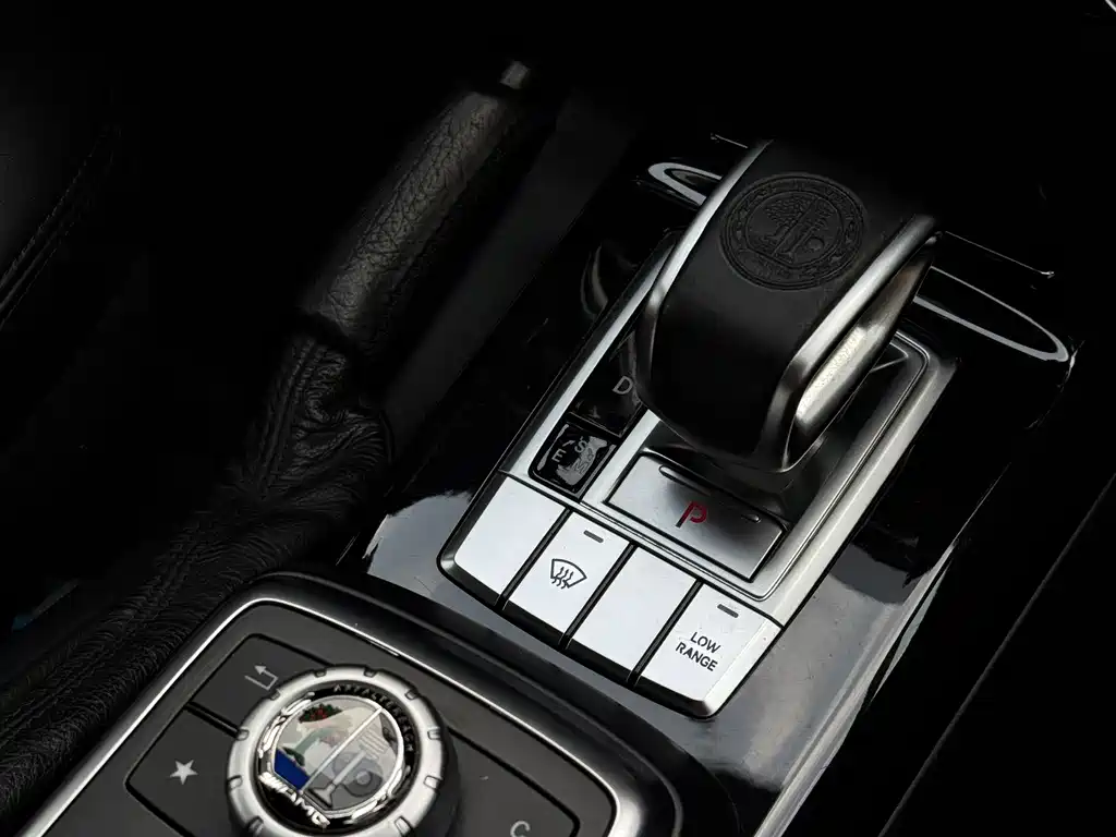 Mercedes-Benz G-Class 2015 — фото 16