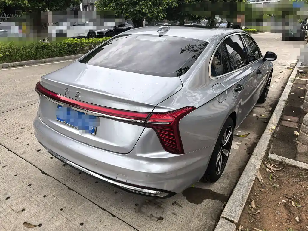 Hongqi H5 2023 — фото 3