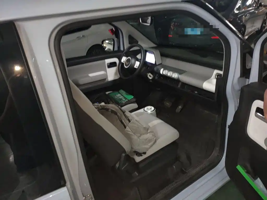 Wuling Air ev Clear Sky 2024 — фото 15