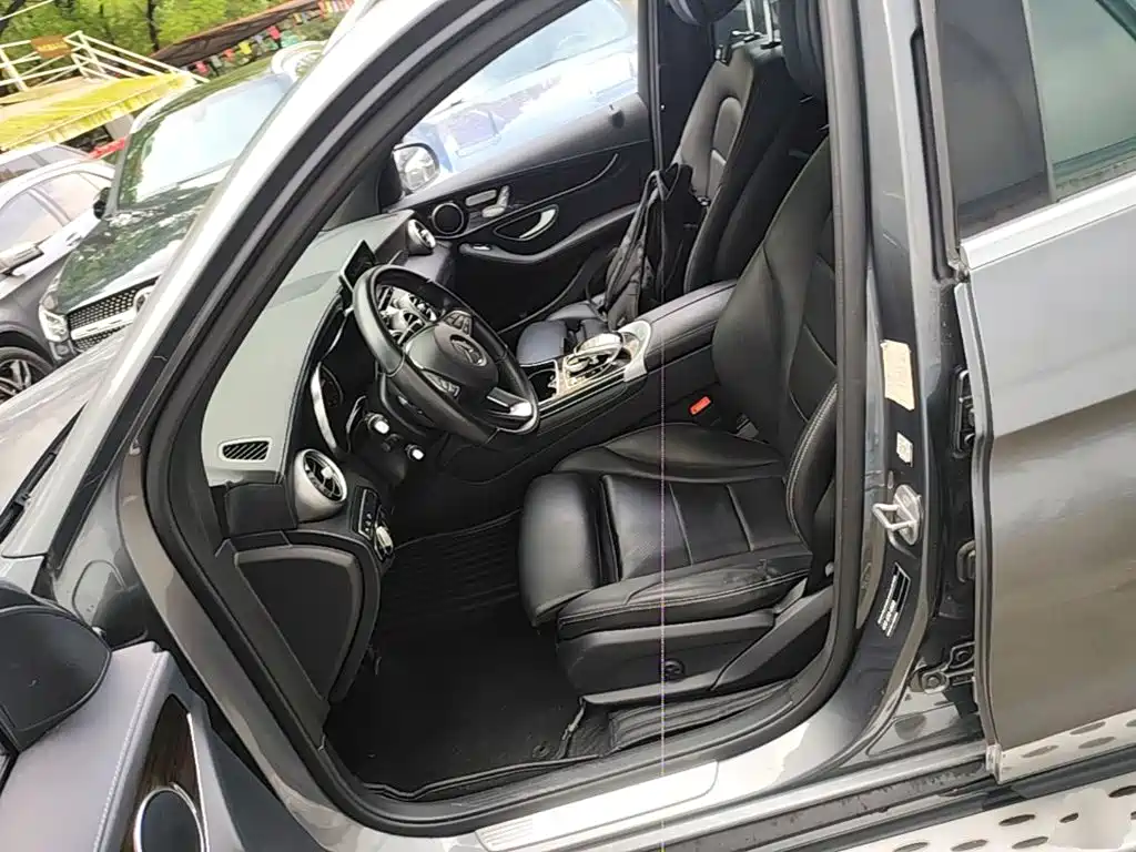 Mercedes-Benz GLC 2019 — фото 15