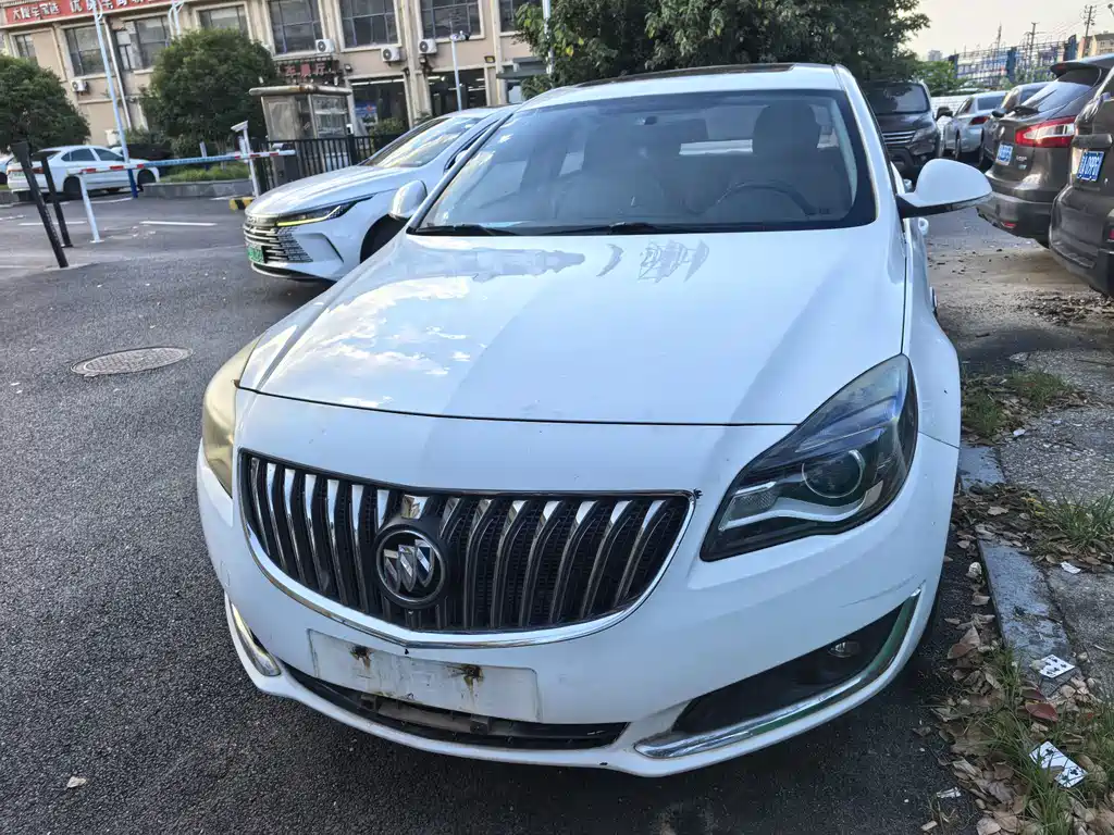 Buick Regal 2013 — фото 2