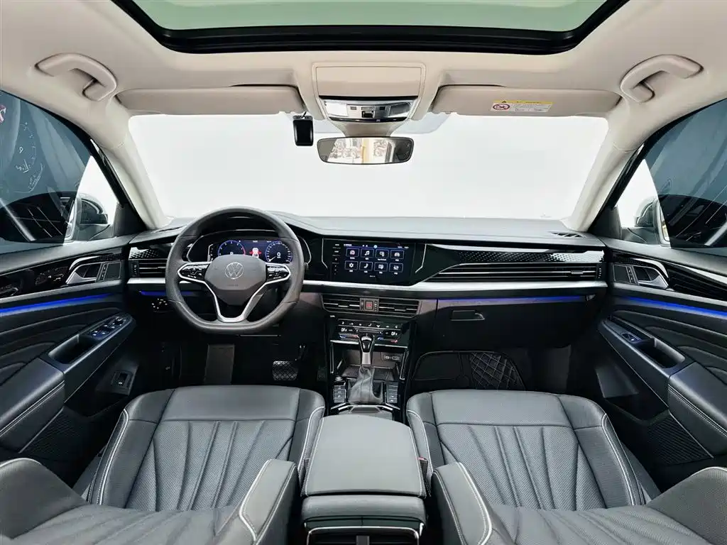 Volkswagen Passat 2023 — фото 15