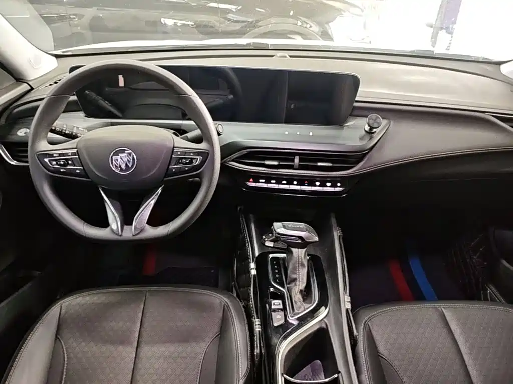 Buick Verano 2023 — фото 10