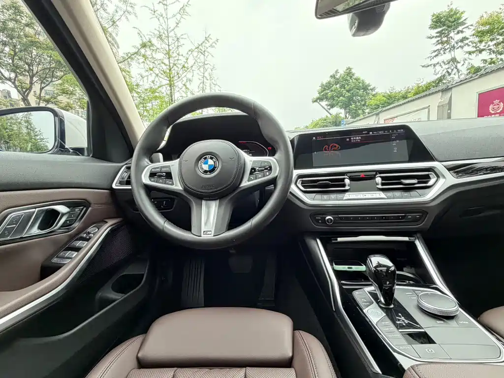 BMW 3 Series 2022 — фото 14