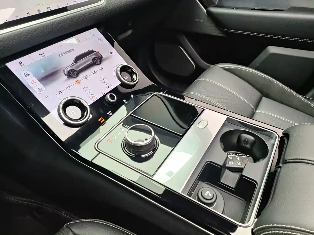 Land Rover Range Rover Velar 2019 — фото 10