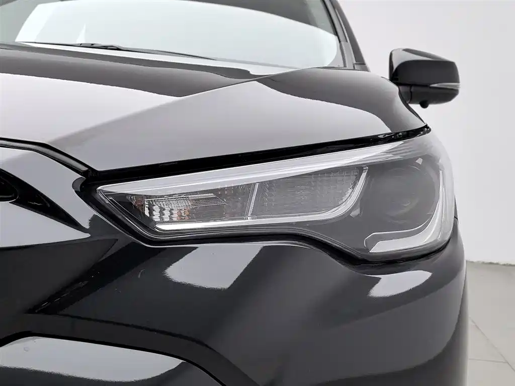 Toyota Frontlander 2024