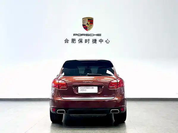 Porsche Cayenne 2011
