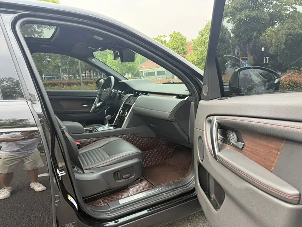 Land Rover Discovery Sport 2020 — фото 15