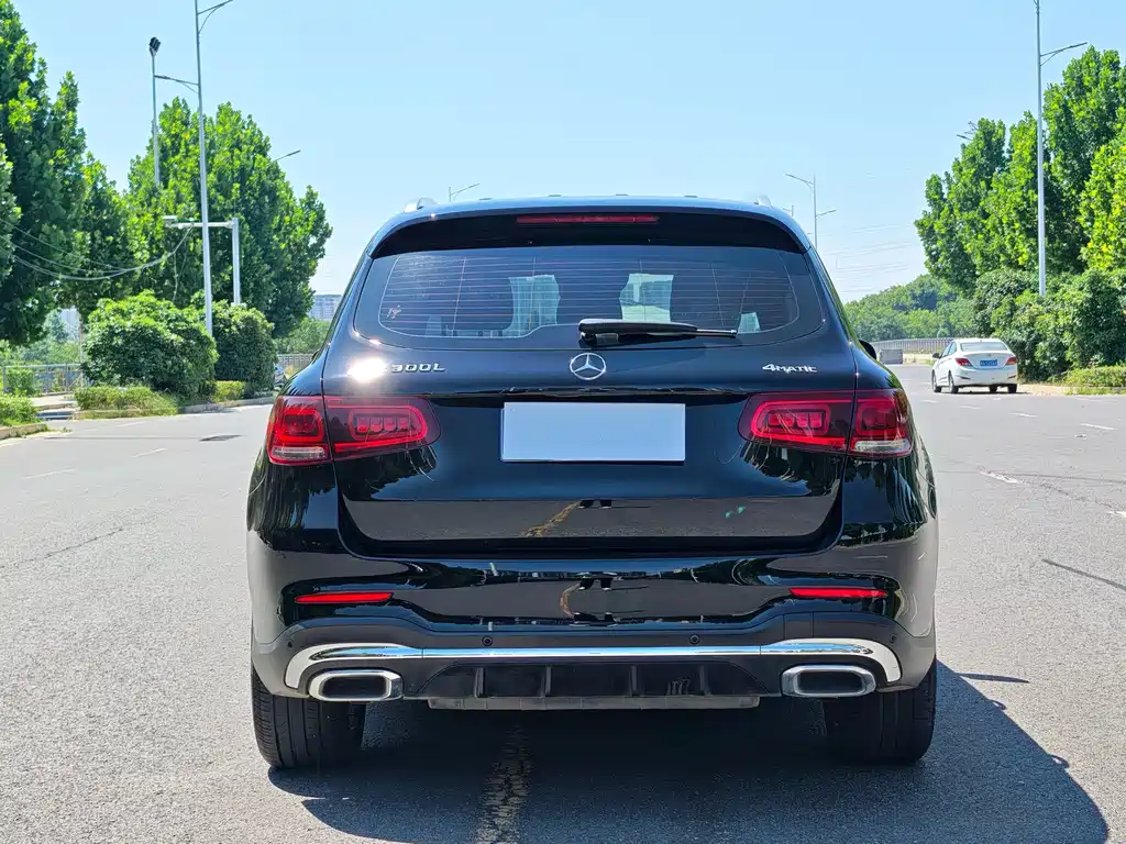 Mercedes-Benz GLC 2021 — фото 15