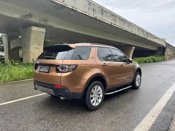 Land Rover Discovery Sport 2016