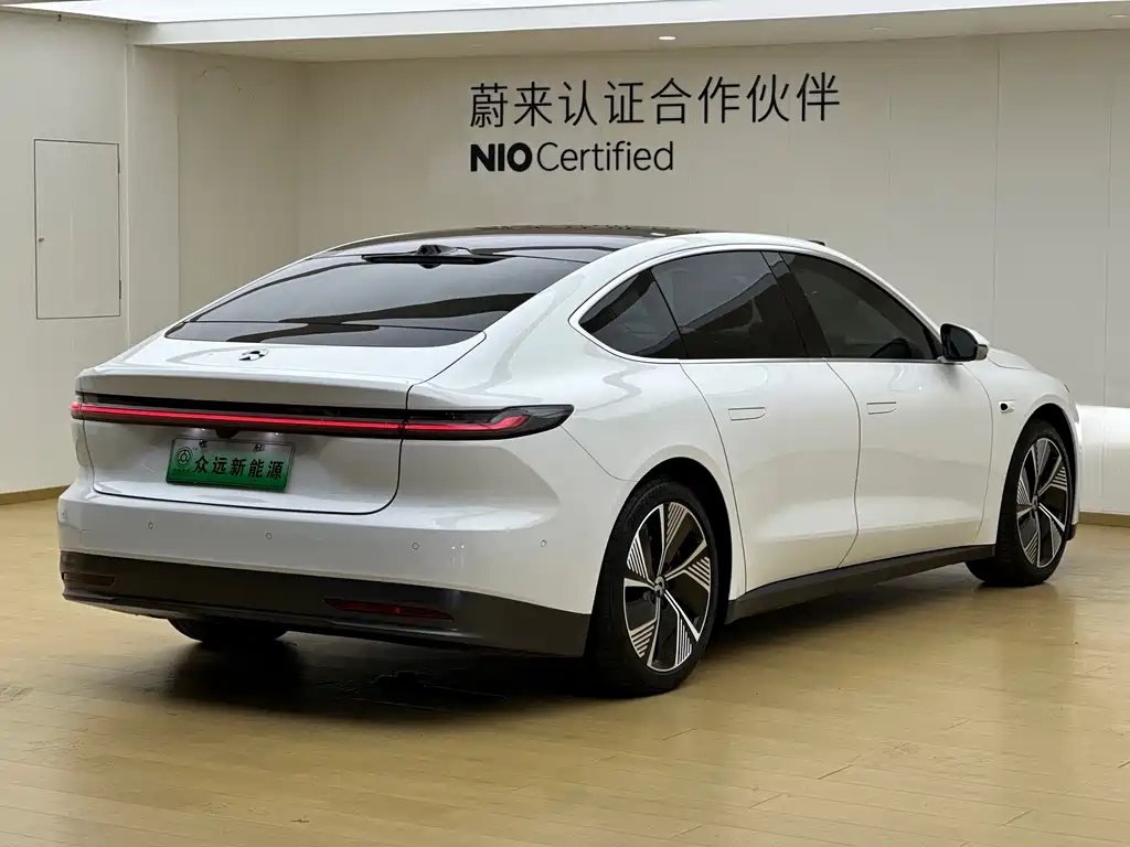 NIO ET7 2024