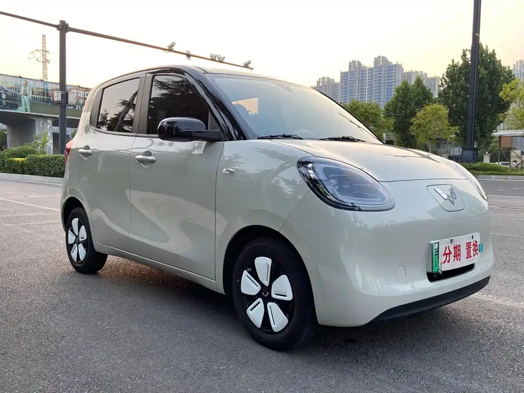 Wuling Hongguang MINIEV 2025