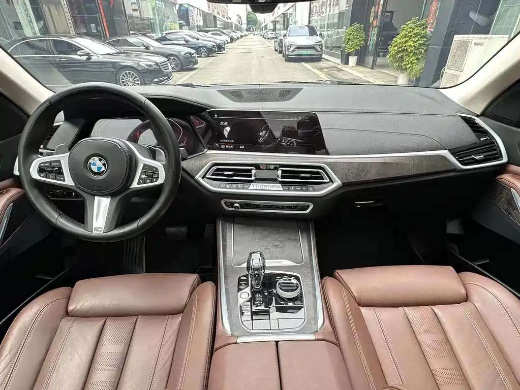 BMW X5 2021
