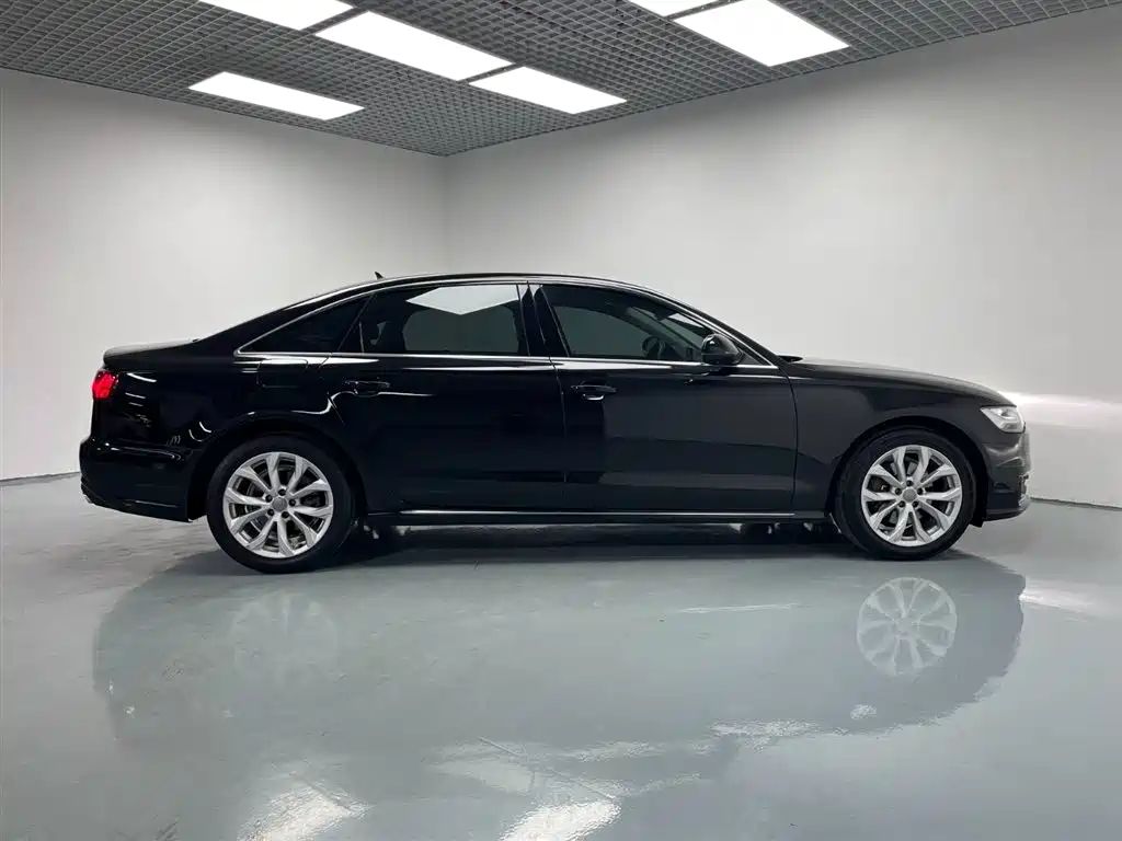 Audi A6L 2017 — фото 4