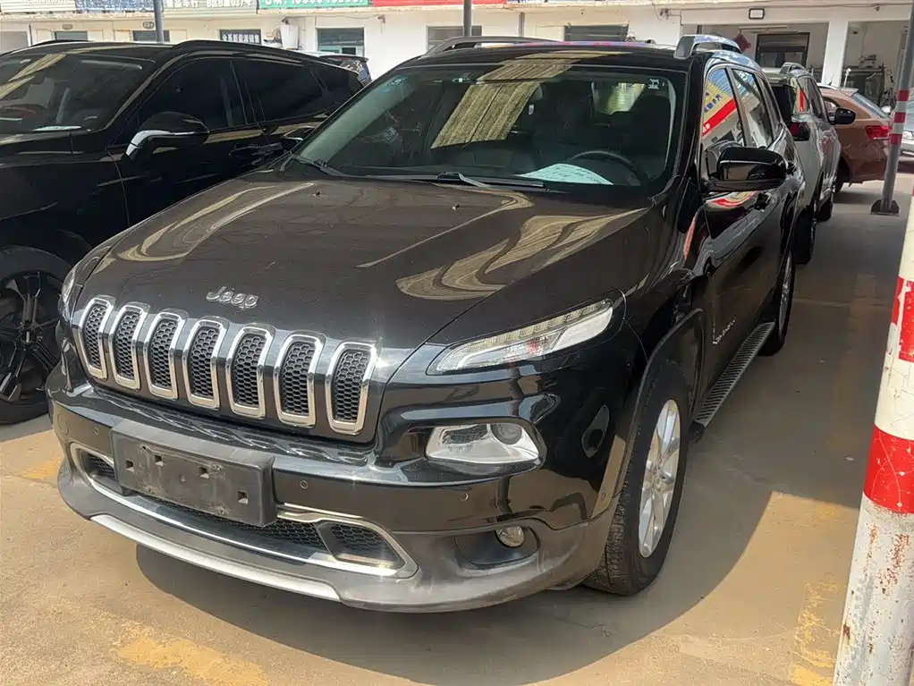 Jeep Cherokee 2017 — фото 14