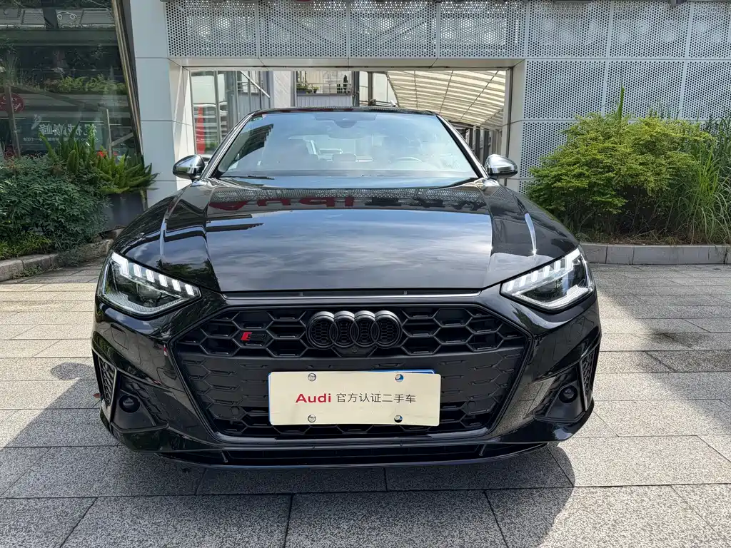 Audi S4 2025