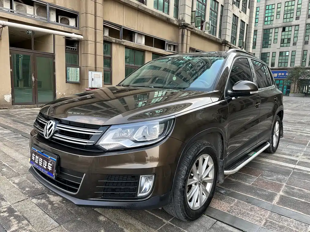 Volkswagen Tiguan 2016 — фото 1