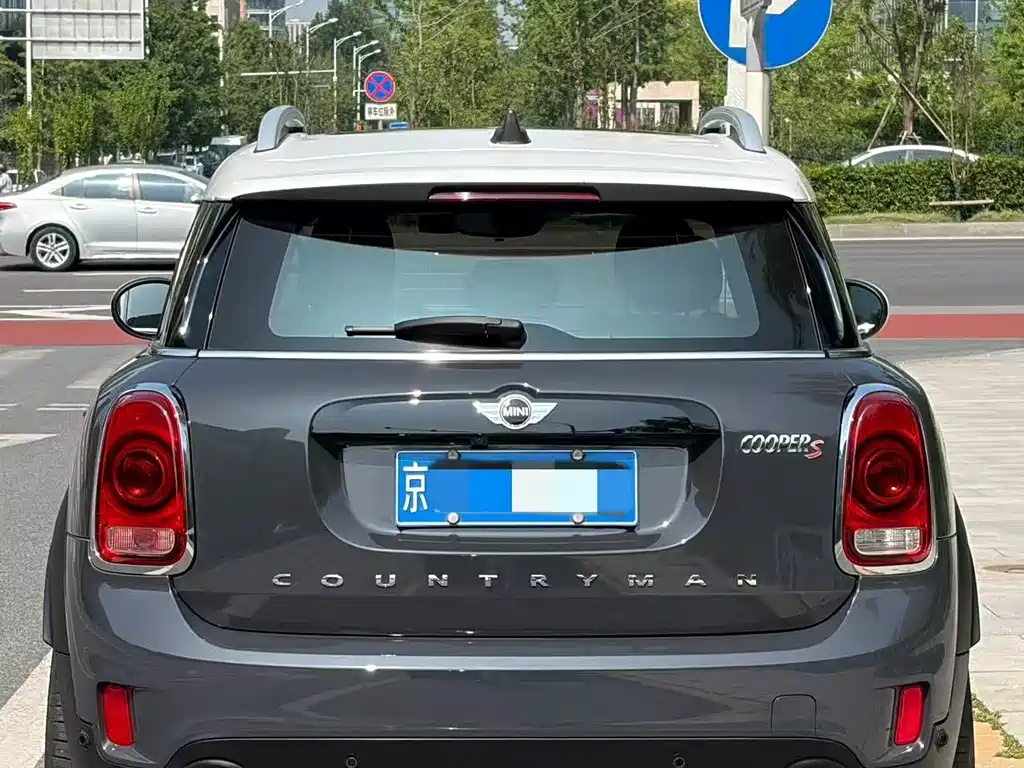 MINI Countryman 2018 — фото 16