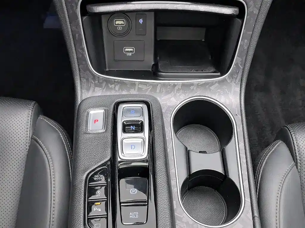 Hyundai Santa Fe 2020 — фото 13