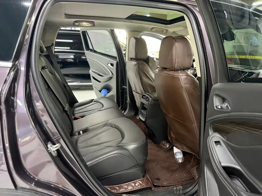 Buick Envision Plus 2018 — фото 9