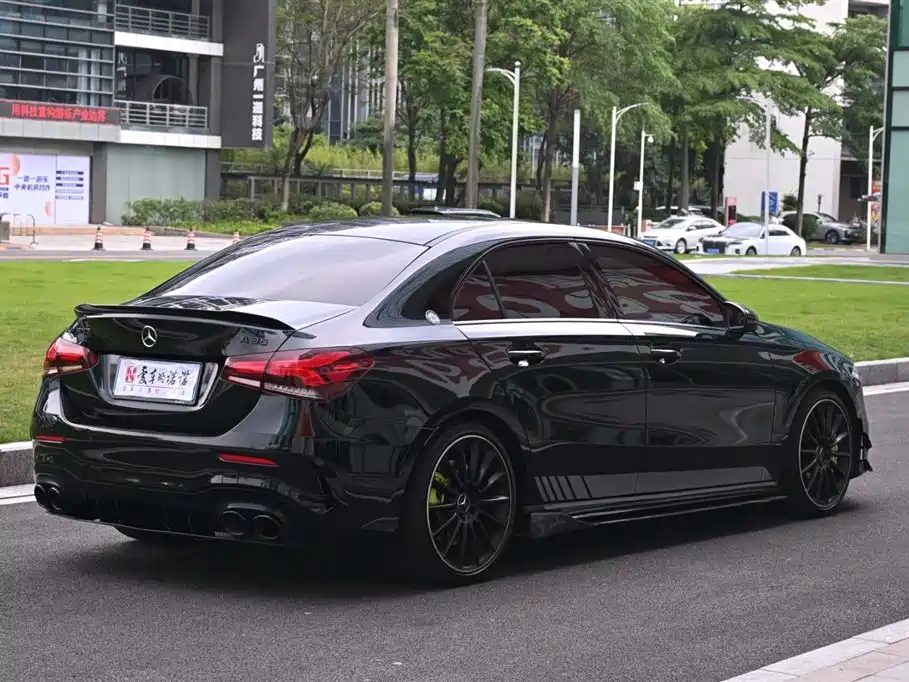 Mercedes-Benz A-Class AMG 2023 — фото 5