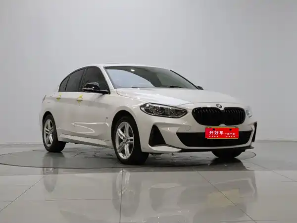 BMW 1 Series 2022