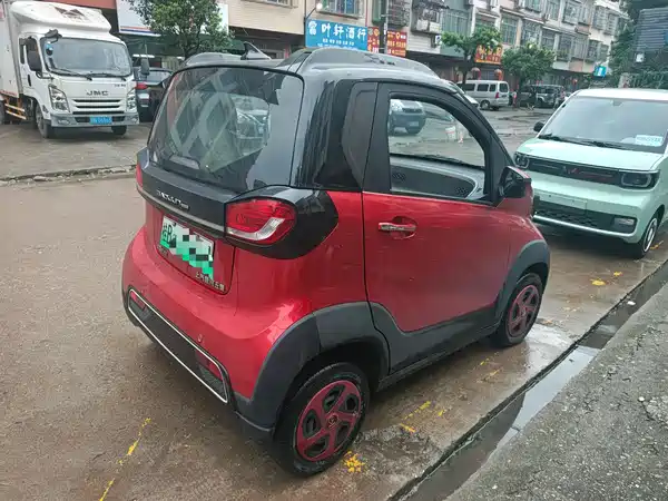 Baojun E100 2018
